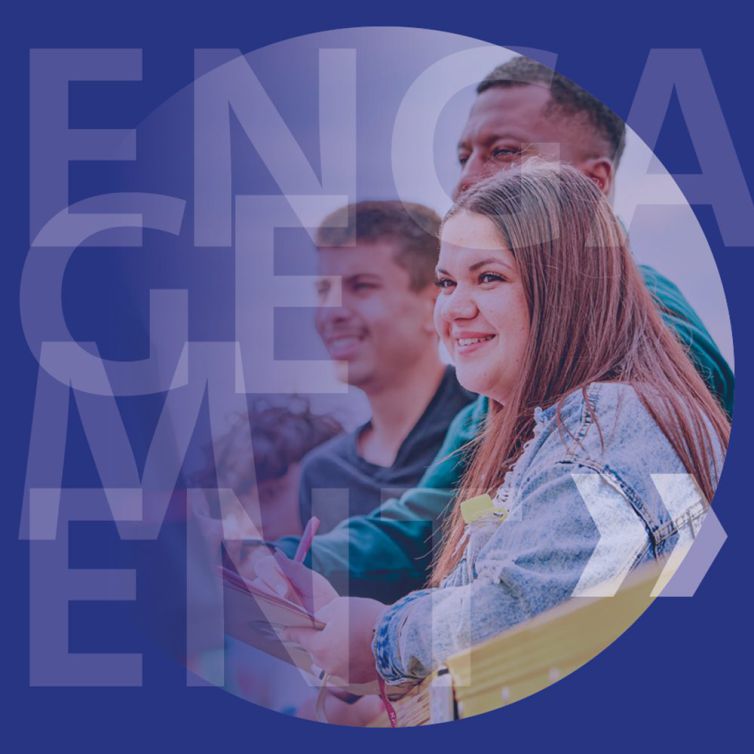 Hintergund_Landing-Page_Porträts_dunkel_WEBquadrat